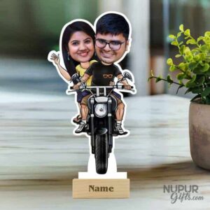 1 Couple on Bike Caricature Photo Stand