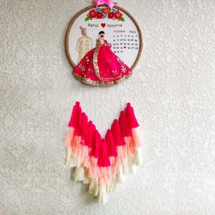 Bride-Groom-Wedding-Calendar-Customized-Handmade-Embroidery-Hoop-with-Tassels
