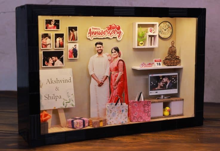 miniature photo frame decor