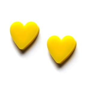 Yellow Heart Stud Acrylic Earrings – Cute & Minimalist Jewelry